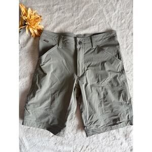 Kuhl Shorts Size 32